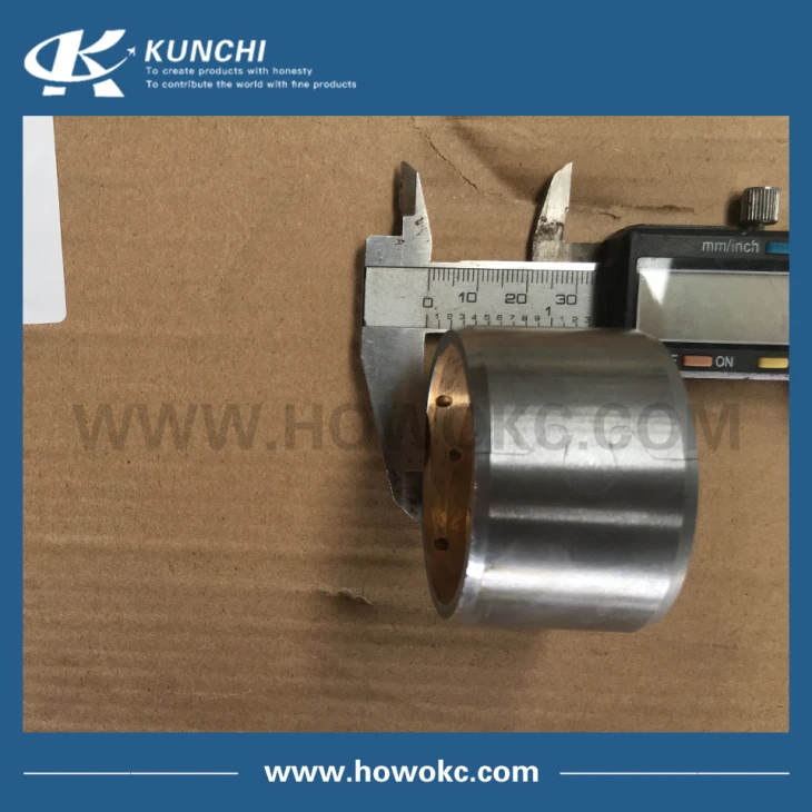 WG9100411035 Steering Knuckle Bushing HOWO 09